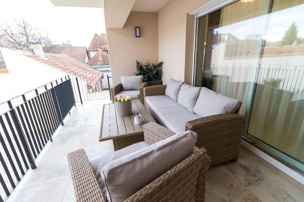 Thermal Lux Weninger Apartman Kiskunhalas Esterno foto